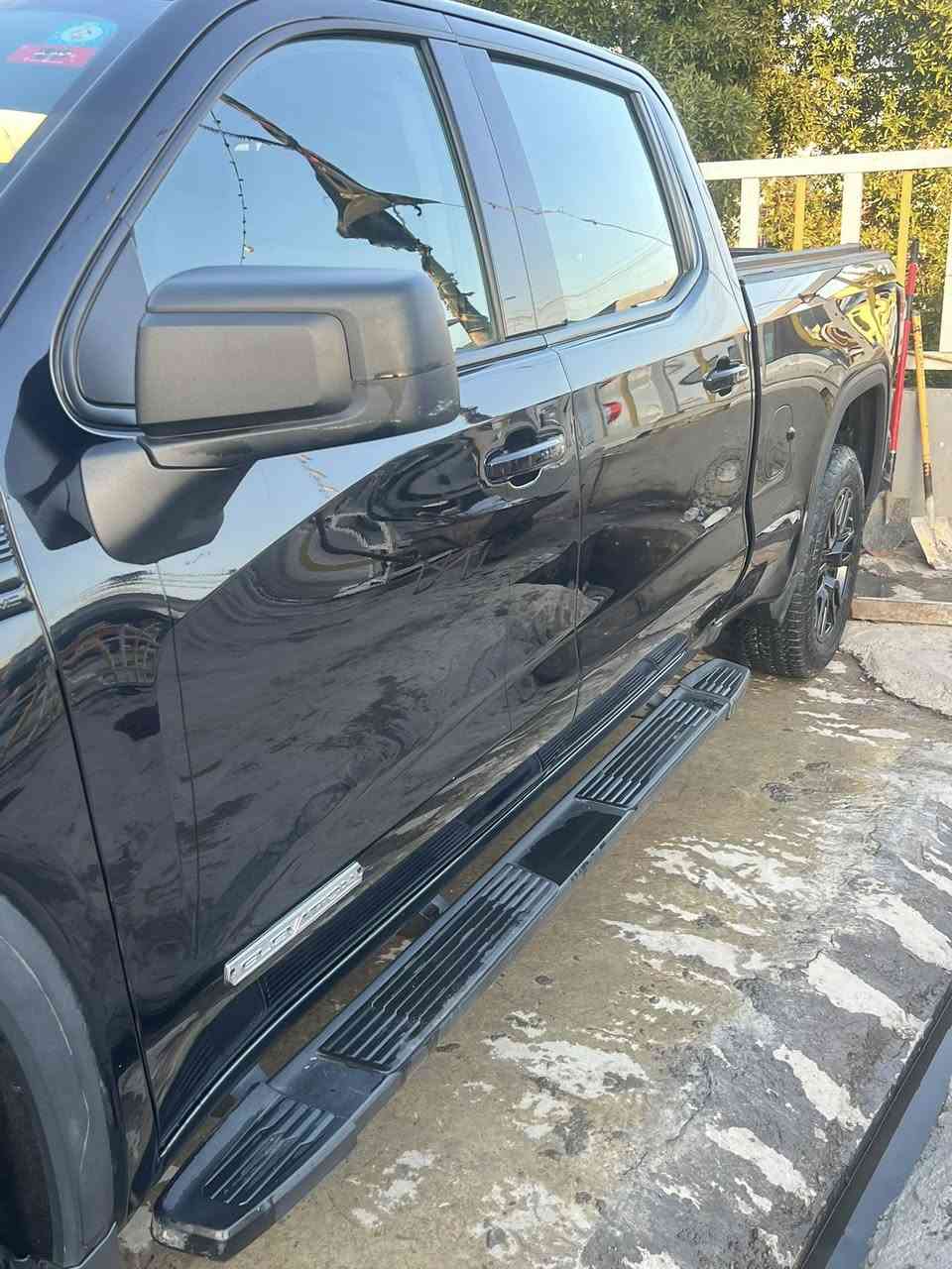 جمسي سيرا موديل2024  بلاك ادشن
سيارة جديدة جدا ماشية 36 الف كيلو

فول مواصفات باب بدي ٣ طكات تتحول درج 

 السعر 36 الف ونص وبيها مجال  🟩🟩🟩🟩  

ماشية 36 الف كيلو

ملاحظه: ضفتلها بوكس بدي كامل سعره 1000 دولار ما موجود بلصور 

رادار امامي 

نظام تحديد المسار 

نظام تحذير مرور الأشخاص 

كاميرا خلفية 

كشنات الامامية تدفئة 

الشاشة كبيره جدا احدث اصدار 

كشنات الخلفيه تدفئة

باب بدي ٣ طكات تتحول درج 

منافذ كهربائية بالبدي و كلوبات انارة داخل البدي

عدة منافذ يو اس بي داخل السيارة

اوتو ستارت 

بصمة دخول ابواب

الكشن الامامي تحكم كهربائي و خزن ميموري لوضعيات القيادة

السيارة ٤ ويل درايف  

حافظات مخزن عدد 2 داخل الكشن الخلفي 

ستيرن تحكم كهربائي و تدفئة بالستيرن و شفتات تحكم بالكير و شفتات تحكم بالمسجل 

لايت امامي  لد زنون و اشارة لد عالي ناصي اوتاماتيك 

داتا شو 

توقف ذاتي في حال حدوث خطر 

٣ انظمة قيادة جبلي طرق وعرة و رياضي و طبيعي سلس

بصمات عدد 1 للسيارة

بريك بصمة 

تشغيل عن بعد 

محرك 2700 تون تيربو يعادل 5300 حاله حال ل 8 مال جمسي واحله

كير 8نمر تعليك المرغوب 

ساعة الدشبول دجيتال بالكامل مع اماكانية تغيير شكل الدشبول 5 اشكال

السيارة سابقً كلين 

حالياً ربع جاملغ خلفي وربع الصندوك تعمير درجه أولى 

مكاني بغداد حي الجهاد  

رقم الهاتف ☎️ ‭0772 235 1933‬

مرقم بغداد تحويل ثاني يوم
