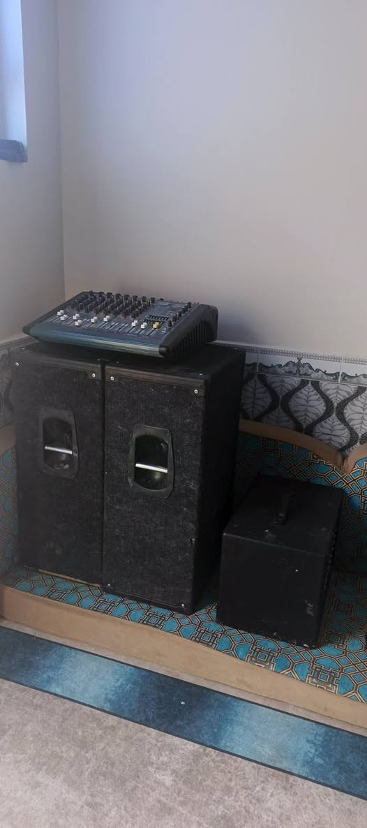 سلام عليكم أجهزة عدد ٢+سماعات عدد ٢


**إذا كنت صاحب هذا الإعلان وتريد حذفه لأي سبب، رجاءا أرسل رسالة إلى الدعم الفني**