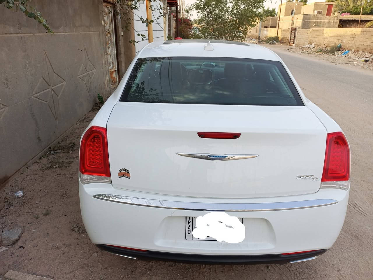 اوباما معلايه 20.16 مراوس ب جارجر حسب القناعه ..سلام عليكم
-كلايسلر 300c (اوباما ) فول مواصفات
-موديل  2016 معلايه  2020 
-سياره جاهزة من كلشي 
كير ومكينه مكفولات 
ابد مامشتغله على الخط 
سستم صوت albine 
تحكمات ستيرن 
مانع انزلاق 
تدفئه ستيرن 
برده خلفيه كهرباء 
كار بلي
شاشه جبيره
تدفئه تبريد  كشنات 
تشغيل عن بعد
كراسي كهرباء 
كشنات جلد اسود
بصمه تشغيل وابواب 
نقطة عمياء
دواخل جلد 
كشن كهرباء 
لايت زنون 
شاشه جبيره 
حداديه تخم تاير
 رقم بصره
ضربته جاملغ وبنيد 
وبيها رشات كلير من امريكا 
مراوس بجارجر
مكان سياره البصره

***********
