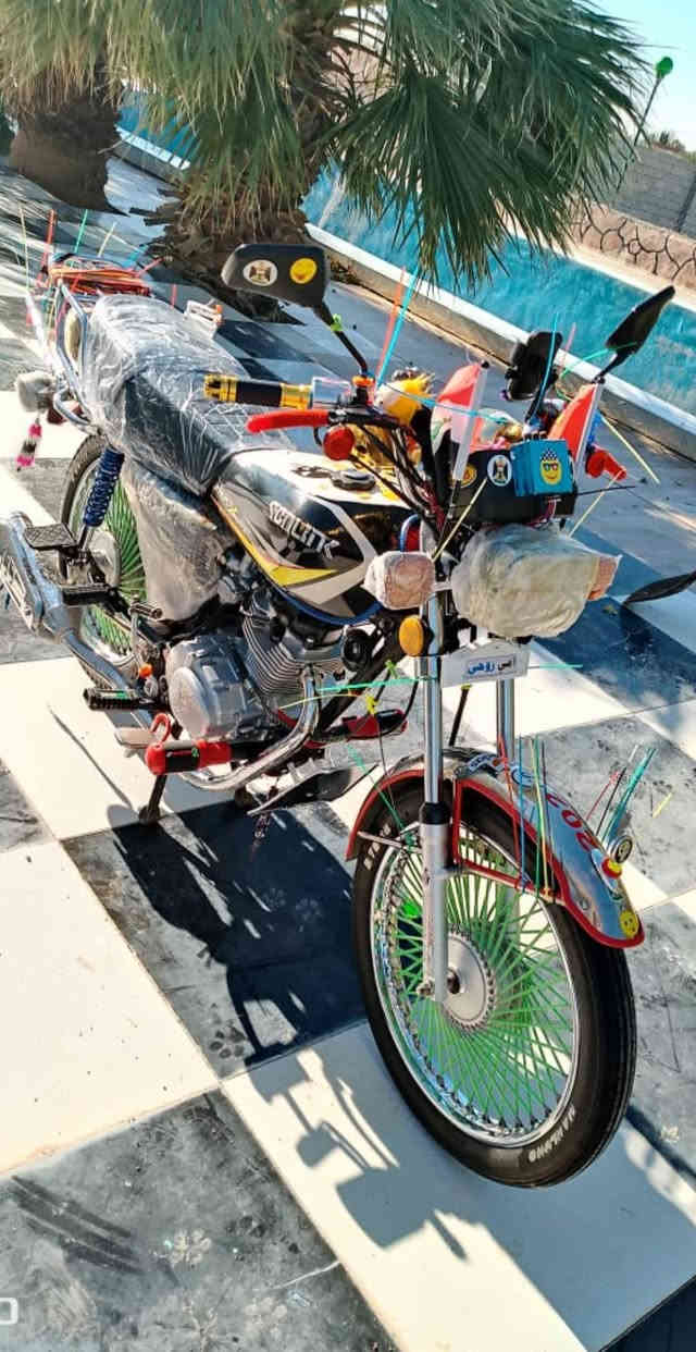 السلام عليكم ماطور تايكر 2023 بعده لوك مابي اي نقص كلشي شغال اصعد وامشي. منفيس كامل. للبيع السعر 750 مع مجال قليل.. ويرهم مراوس ويه 5 كير موديل 25 عادي حته اذا انطي فرق وتحياتي *********** العنوان كركوك حي العسكري
