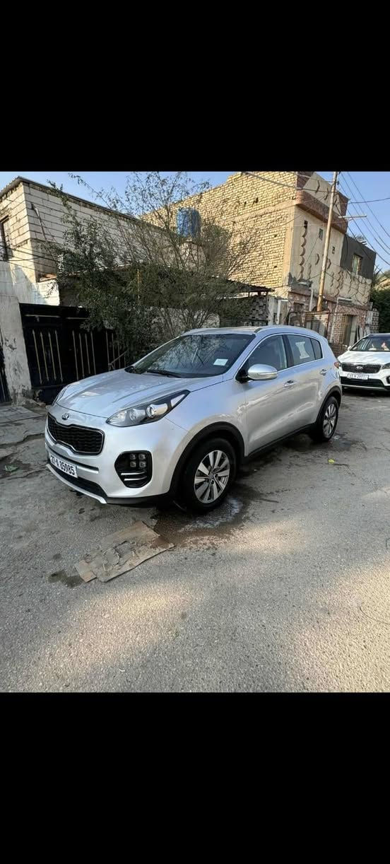كيا سبورتاج موديل 2018 حره رقم ذي قار رقم انكليزي  الجديد مواصفات فووول للأخير مكفوله كفاله عامه وحادثها بس دعاميه السعر 145 وبيها مجال مكانها ناصريه للاستفسار ***********
