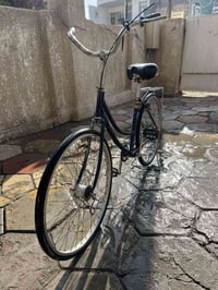 شباب بايسكل بناتي نيلي حجم 26 نقصه جاملغات وبنجر خلفي للاستفسار ع هاذا...