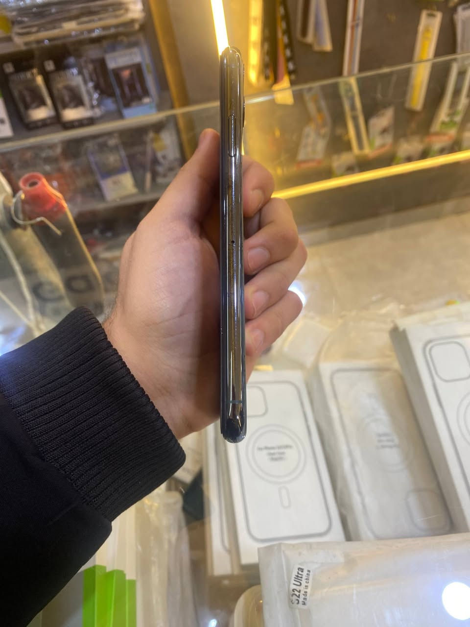 سلام عليكم
ايفون 11 برو ماكس
ذاكرة256
بطارية 100 مبدلة
الضهر مبدل
للاستفسار سعر 300
***********
