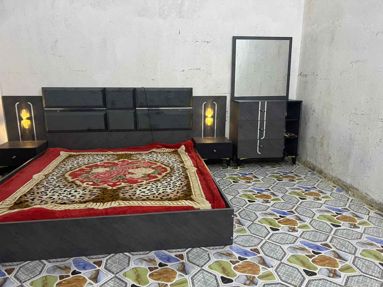 سلام عليكم غرفه تركيه جديده سعر850وبهه مجال قليل لاستفسار اتصال على هذا الرقم ***********
