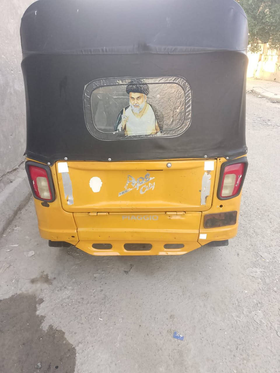 سلام عليكم تكتك بياجو مكينه TVS جديده اوراق سحب ورقة الكمرك موجوده تترقم تكتك جاهزه 3 بيها مجال رقم راعيها ***********
