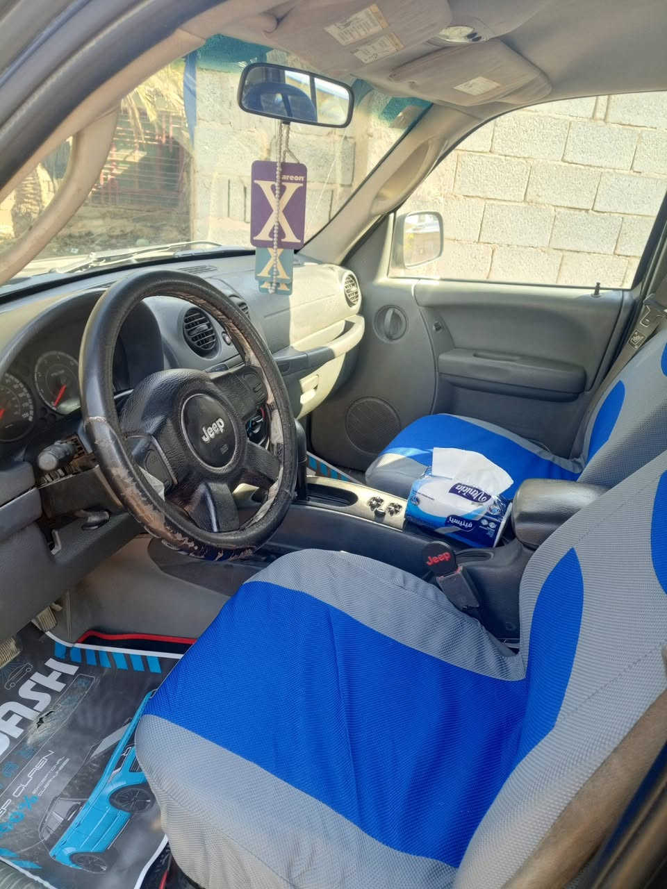 السلام عليكم انطي هاي السيارة والباقي الشهر 5 اوراق اريد مراوس سوناتا النترا اوبتيما مديل 15 وجوة ***********
