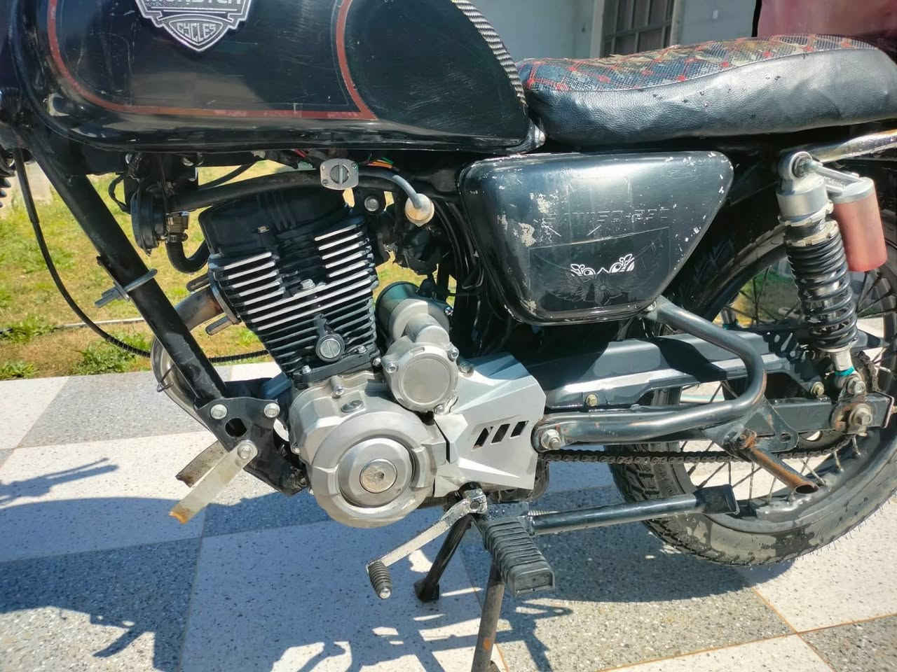 للبيع مكفول او مراوس ب إيراني نضيف سعره ٥٥٠ وبيه مجال مكاني صلاح الدين الضلوعية ***********
