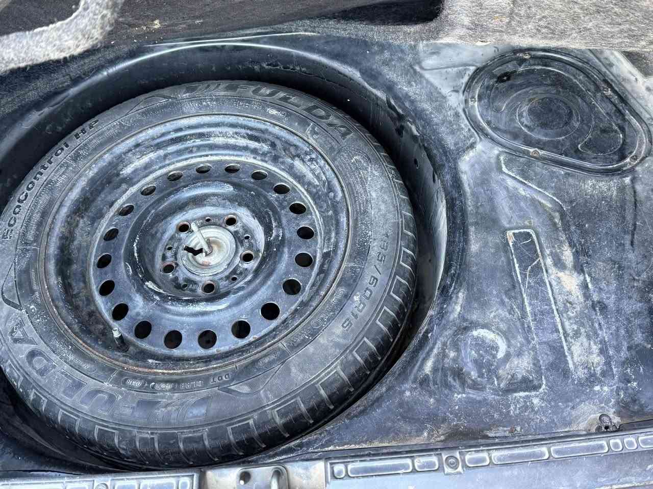 السلام عليكم bm525 مسكر فانوس موديل 1992 رقم كركوك بسمي مشروع وطني سنويه لل29 تحويل اي محافظة مكانه بابل مكينه گير مكفولات حداديه نضيفه كهربائيات بلاديه ولا چطل بيه السيارة بيه ضربه بجه الراكب وكلهن بدلتهن البدنه والبنيد والجاملغ تخم تايرات جدد
الگاردن يرادله تصفير تبريد شغال بس انزرف الراديتر وطار الغاز تدفىه  شغاله المروحه الداخليه يرادله تبديل اطلع صوت بس شغاله بيه منضومة غاز كامله وشغاله وگشره نضيف مثل ما موضح بي كم شخطه فقط تتكحل
اي استفسار هذه رقم تلفوني ***********
رايده ب 75 ورقه
