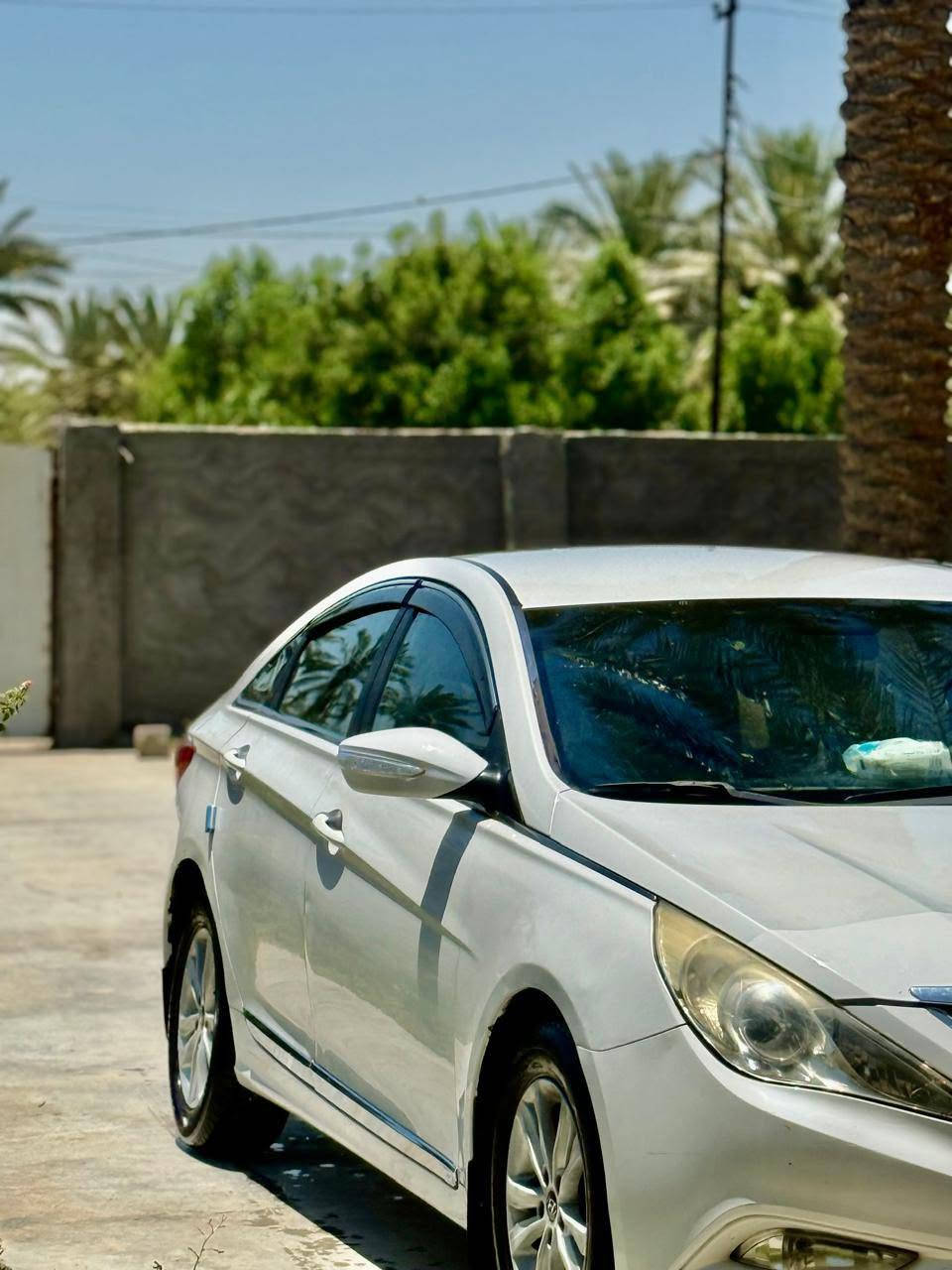 السلام عليكم
سوناتا 2011خليجي للبيع محرك2400دوش 
تبريد قطعتين 
حساسات جانبيه 
تحكم ستيرن 
تبريد ثلج 
تخم تاير جديد 
حداديه جديده 
رقم وهزه وسنويه لل30
مكان السياره بابل-المسيب 
غير متواجد على الفيس 
للاتصال ***********
