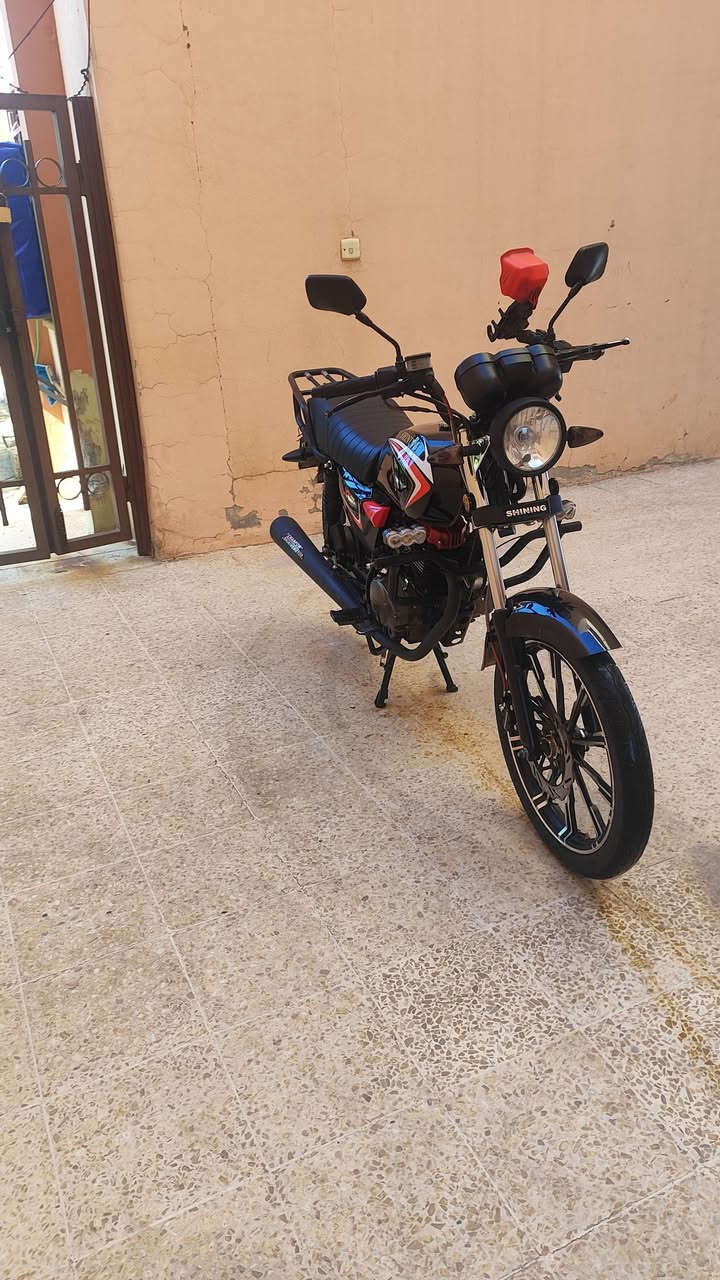 دراجه شاينك موديل 2025 مكينه شرط برغي ما مفتوح بيها سنويه شرط التحويل 
الدراجه زيرو بل صوره او كدام العين سعرها مليونين او 100 بيها مجال قليل للتواصل ***********
