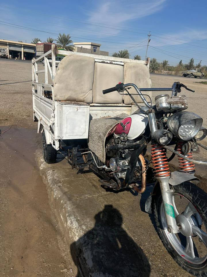 2014
تايرات كلهن جدد
محجر وياهة 
مكينة 25 مامفتوحة 
بريك جديد 
ضفيرة جديدة كهربائيات شغالة
اوراق اصولية مدفوع كمرك
ضهر مدوشم 
دبلات امامية شغالات
شراي اتصل واتساب او دلل 
***********
