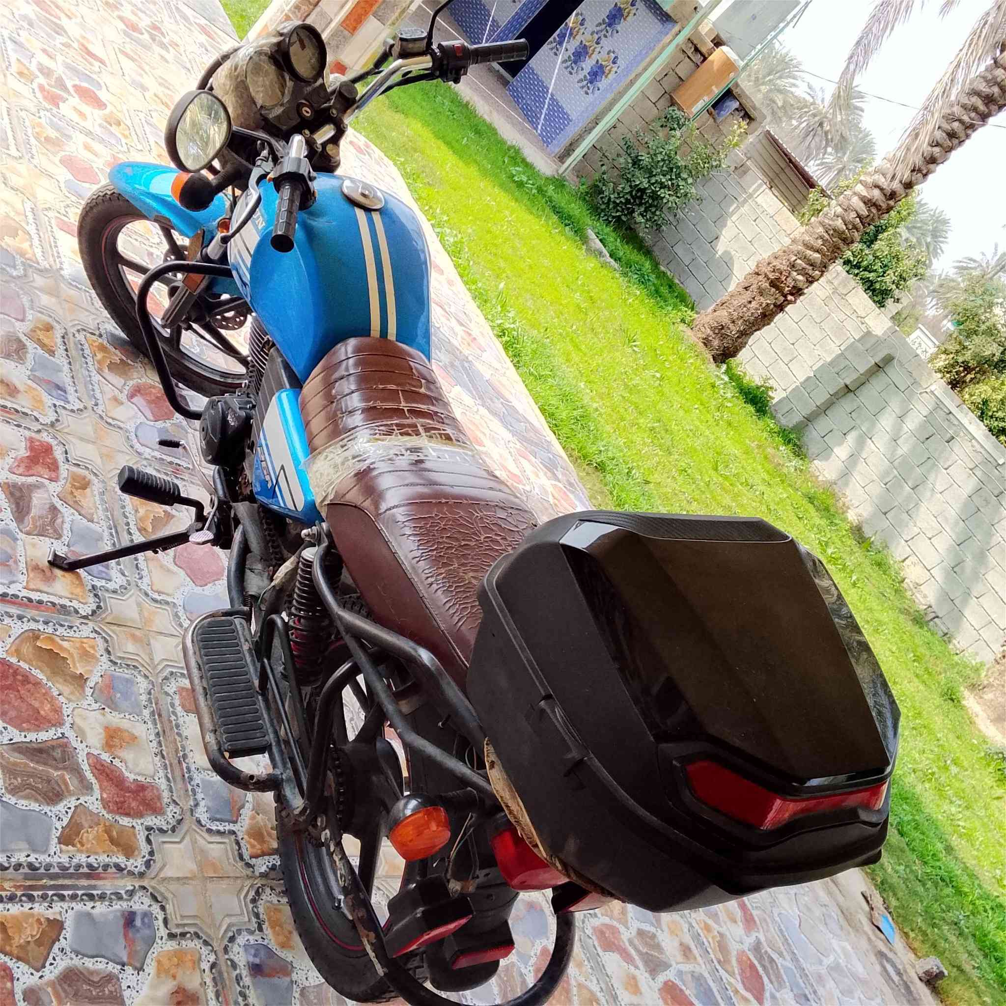 موطور دايوان لبيع موديل 22 اوراقه كامله 900 وبي مجال
‏‪***********‬‏
