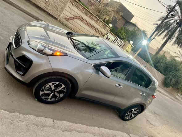 سبورتج 

للبيع
كيا سبورتج ٢٠٢٢ وارد امريكي حادث خلفي خفيف مبين بالصور ومصبوغ على كد الحادث يعني ربع قطعة  والدعامية الامامية طخه بسيطة وراجعه نفسها
بدون ارباك السيارة استخدام شخصي وماشية قليل 27 مايل يعني 44 كيلو
السيارة جديدة ما شاءالله وبالعافية ع ياخذها
السيارة مواصفات عادية
 رادار امامي توقف ذاتي عند الاقتراب شاشة كار بلي
مكينة ٢٤٠٠ gdi
قطعتين تبريد 
السيارة رقم اربيل الدولي وهزة جديدة وبااسمي السنوية كبل احولك سنوية
مكان سيارة بغداد صليخ
رايدهه 198 وبيه مجال بسيط
هذا رقمي
 ***********
