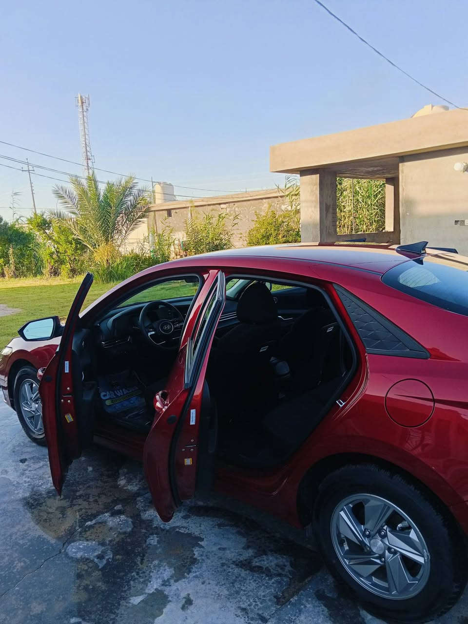 السلام عليكم
النترا 25 امريكي رقم الشاصي مرفق ويه الصور 
 حدثها بل ويل وفطر بل دعاميه وسبب الضربه
 طاك ايرباك البرده  نص فول

السياره رقم بغداد ماشيه 6000 للعنوان بغداد الكرخ 

رقم الهاتف ***********
