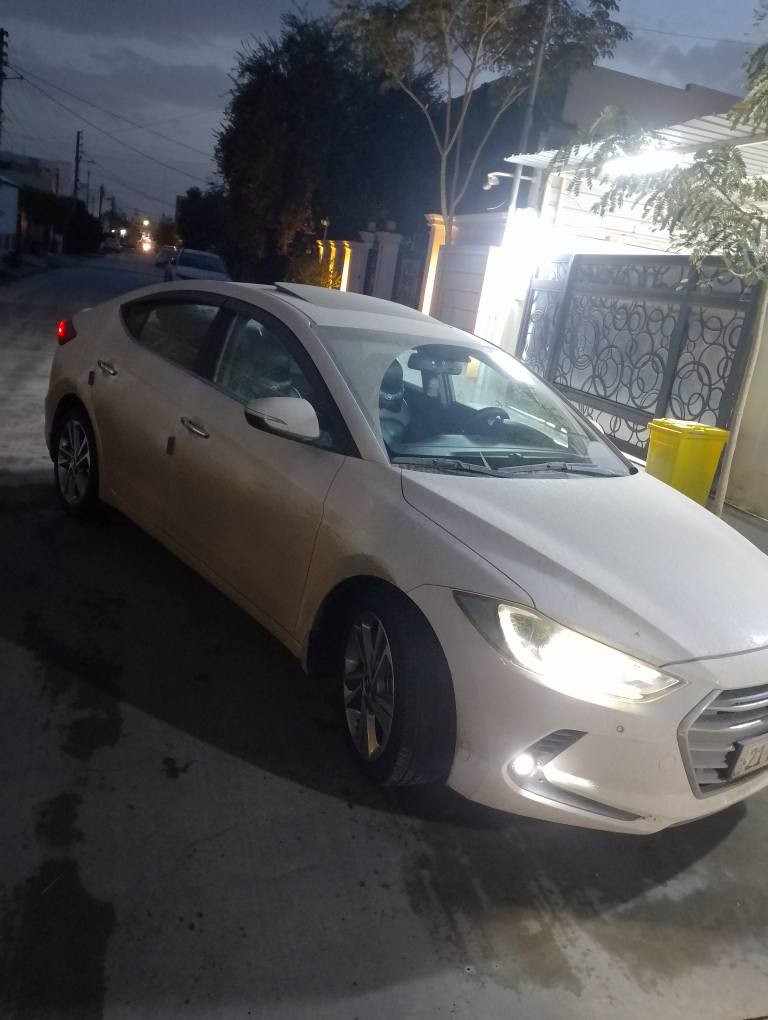 فول مواصفات ابيض محرك 2000 ماشي 110 ....*********** كركوك, العراق
