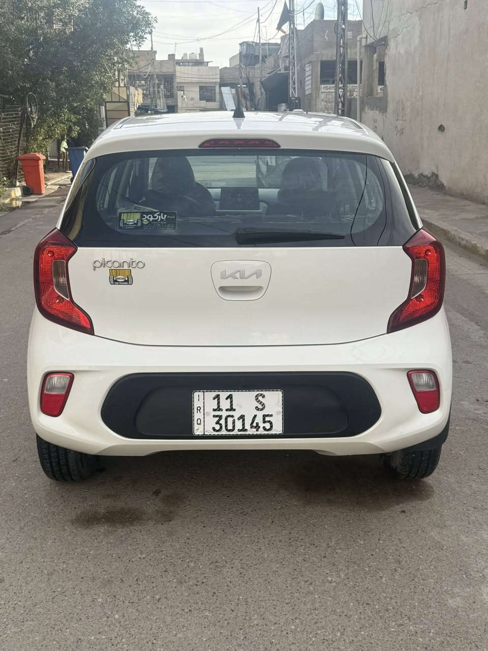 لبيع كيا بيكانتو2023موصفات عادية شاشة تحكم ستيرن المحرك 1400السيارة جديدة كفالة عامة من كلشي ماشية 7الف  العنوان بغداد السيدية سعر 127 الاتصال ***********
