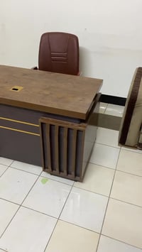 للبيع مكتب جديد السعر خاص07740602077 واتساب