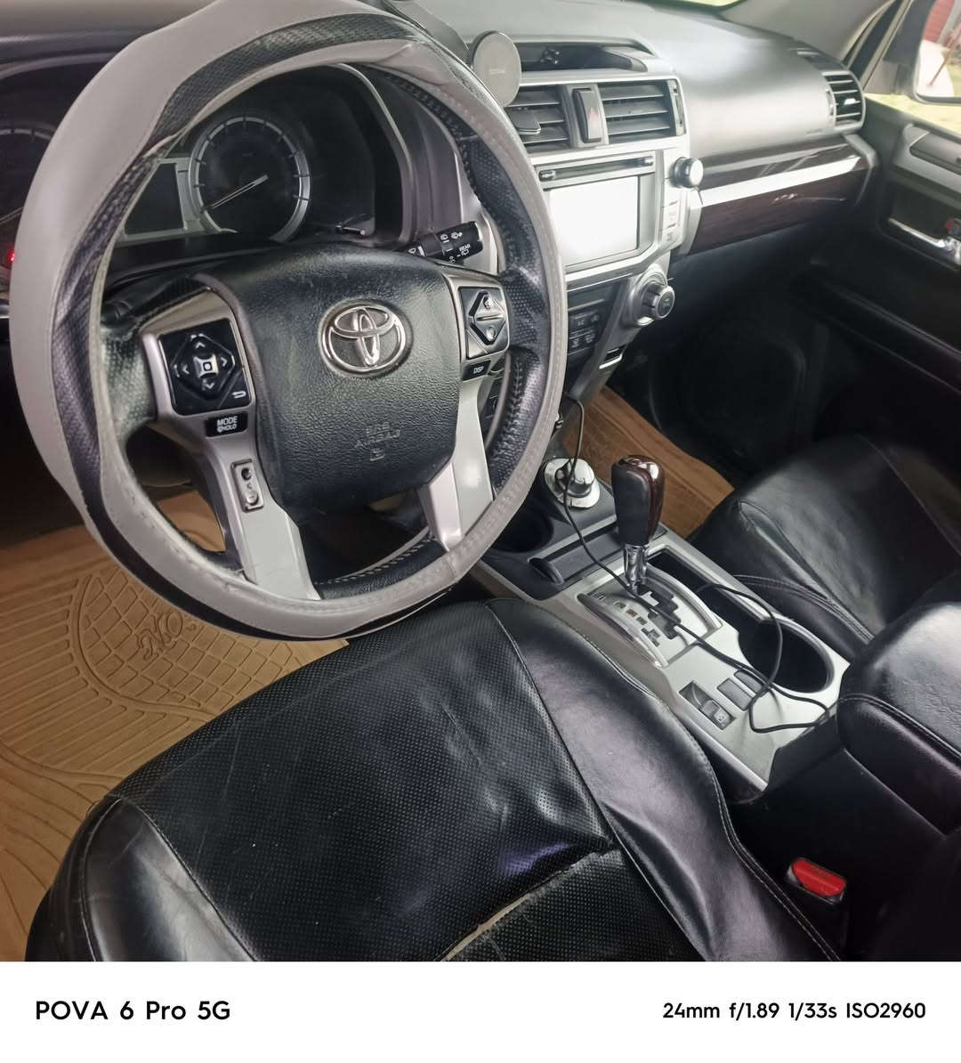 اسلام عليكم إخوان فورنر موديل ١٧ فول مواصفات مكفوله من لضربه ماعده رصعات بل جمالقات لماميه بس رقم بغداد بسمي مابيه نقص مكان فلوجه لسعر ٢٦٠ بيه مجال   رقم لهاتف ***********
