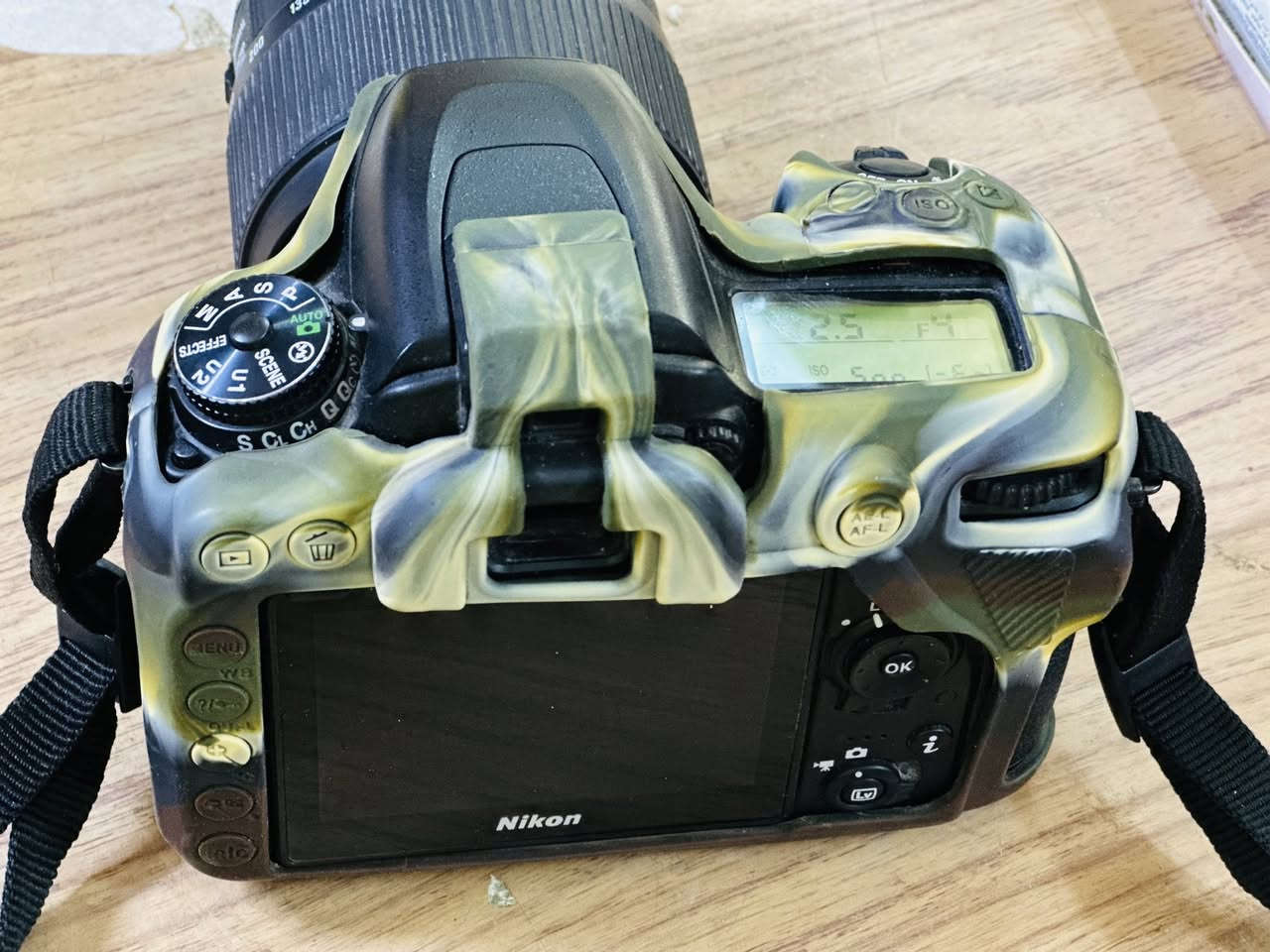 للبيع نيكون 7500 اخت الجديده مع كامل الملحقات
عدسه رياضي 70-300 

بطاريه 

رام 

جنطه 

شاحنه 

السعر مليون الشراي متواجد خاص 

مكانه بغداد


**إذا كنت صاحب هذا الإعلان وتريد حذفه لأي سبب، رجاءا أرسل رسالة إلى الدعم الفني**