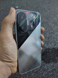 بوكو F7 • ٥١٢/١٢ • نضيف