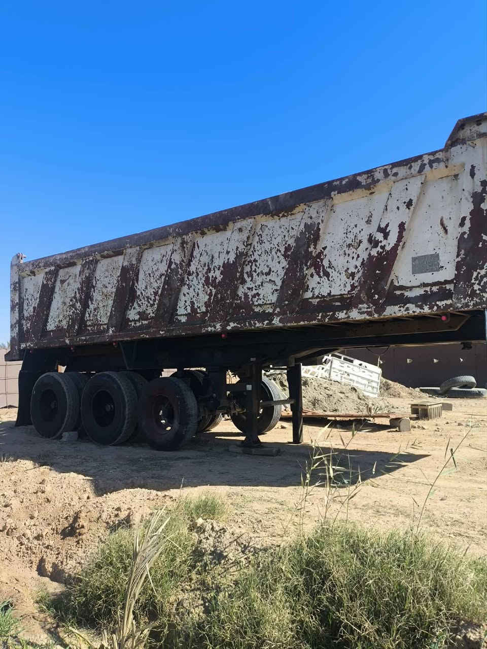 سلام عليكم عربانه للبيع موديل 2007مكفوله اي استفسار عله الرقم ***********
