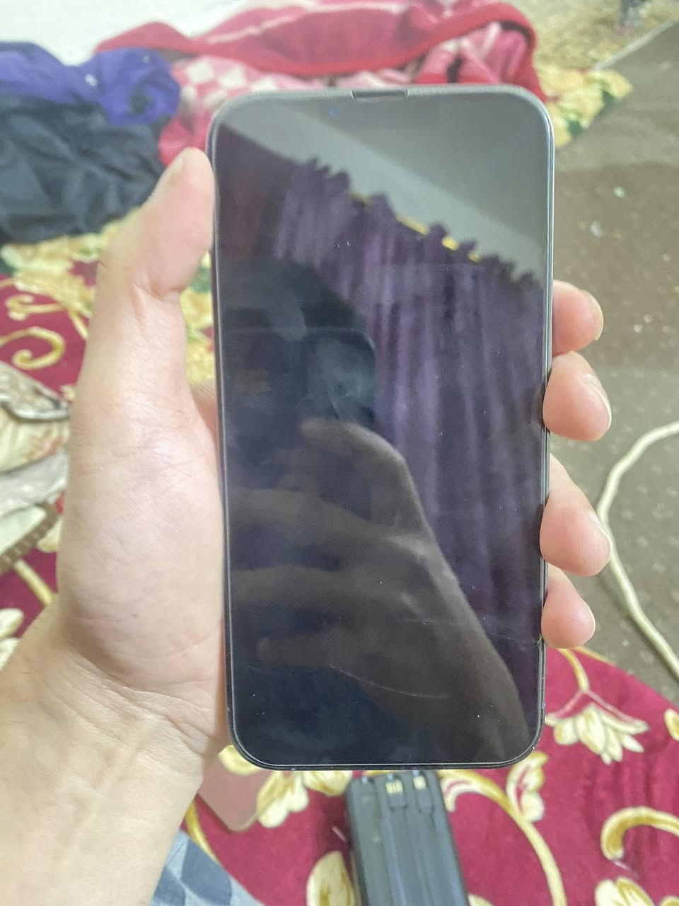 السلام عليكم 13 برو ماكس لون مميز ذاكره 256 شاشه مضروبه بيها فطر يرادلها تبديل بس مماثره شويه بل لمس
بطاريه 89 كارتونه موجوده سعر 425 بي مجال حك جيه مكاني تقاطع درويش


**إذا كنت صاحب هذا الإعلان وتريد حذفه لأي سبب، رجاءا أرسل رسالة إلى الدعم الفني**