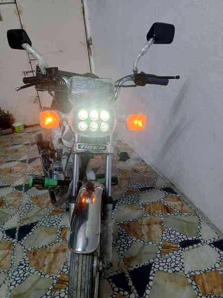 السلام عليكم
📌ماطور للبيع مودل 2018 بسعر مناسب 275 الف ومحرك ما مفتوح وكهربائيات كلها شغال
📌عنوان/كركوك_شقق غاز شمال
📌رقم/ ***********📞
