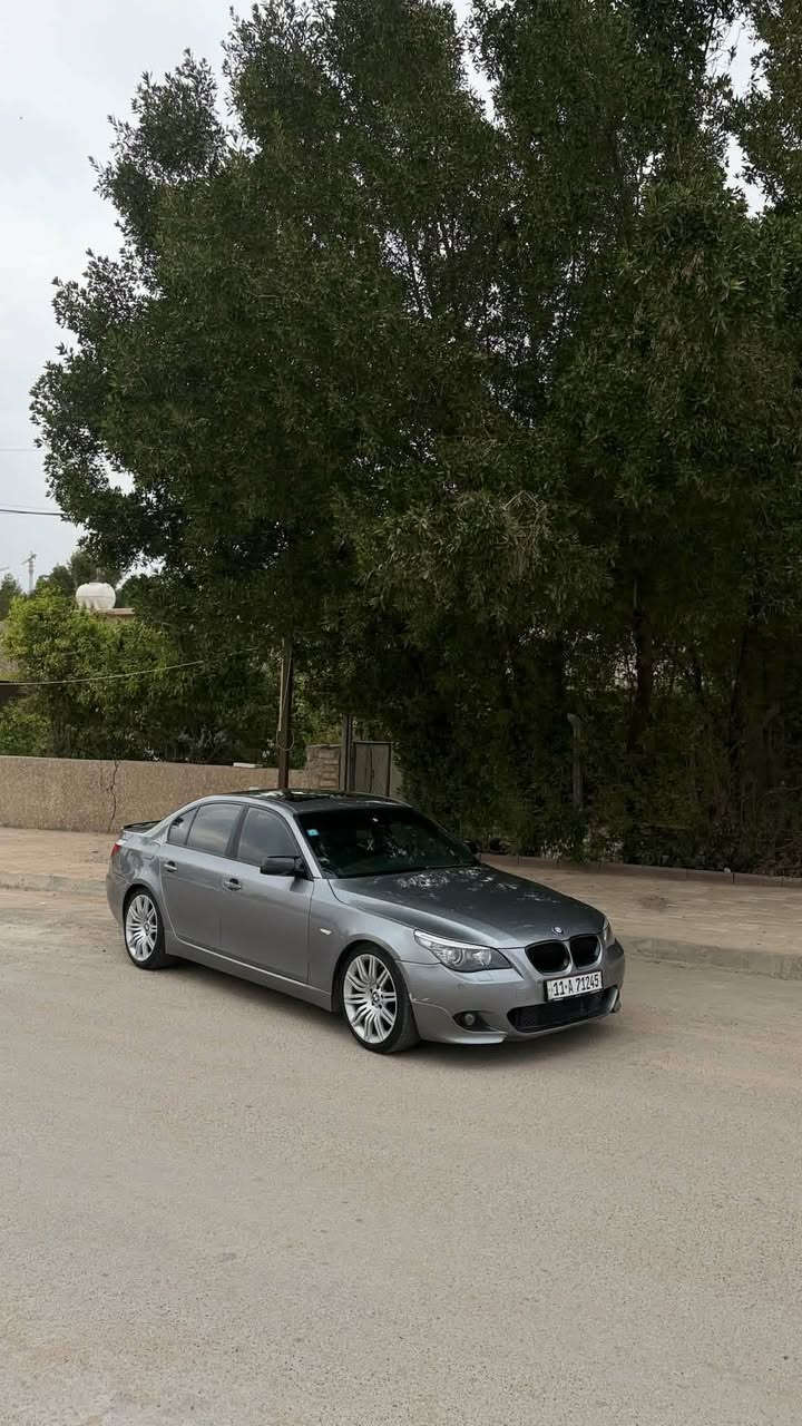 من رخصه مدير لكروب 
سلام عليكم حبايب 
BMW e60 N52 b30 
موديل 2008 
فول موصفات للأخير 
كير كوبرا 
دعاميات M5 
دركه M5 
كشنات M5
ويل M5 
صبغ احزام الجماليه 
سستم صوت لوجك سفن 
صدر امامي خلفي جديد 
كير مكينه مكفولات 
سياره كلش حلوه وناصبه 
سعر 120$ بيها مجال 
مكاني كربلاء
***********
