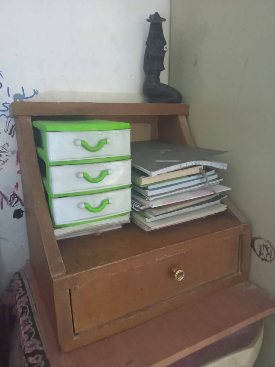 اخشاب للبيع 
كنتور يرادله ترتيب 25 الف 
بوفيه يرادلهه تصليح 40 الف
ميز مرايه 25 الف 
رف تعليگ 10 الاف


**إذا كنت صاحب هذا الإعلان وتريد حذفه لأي سبب، رجاءا أرسل رسالة إلى الدعم الفني**