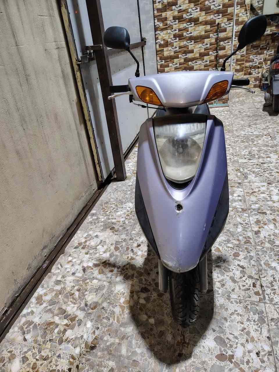 ب
بريز لايت ناصي بيها نقوصات سعرها 800 مكان بغداد الكريعات ***********
