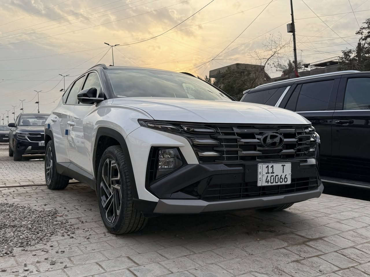 السلام عليكم للبيع 
هيونداي توكسان  2025توكلر 
رقم بغداد الجديد تحويل مباشر
سياره خاضعة لضمان الشركة الاولى 
مكفوله كفاله عامه من الدعاميه للدعاميه  كفاله 🔥

ماشية7000كيلومتر فقط يعني زيرو 

مواصفات توكلر لونين بسمي رقم مميز 

خليجي✅ موديل 2025✅
كشنات تبريد 
سعة المحرك 2.0L
مرتبط بناقل حركة أوت إف و 6 نمر
حساسات أمامي
حساسات خلفية
لايت زينون + LED
كشافات 
بك لايت LED
حجم الاطار 235/50R19
ويل كب 
4 دسك
اريل نفكيتر 
مفتاح التشغيل بصمة
تشغيل عن بعد 
فتح الصندوق كهرباء 
دشبول شاشة 
شاشة Apple Car play
كاميرا دوارة 
حركة المقاعد الأمامية كهرباء 
مثبت السرعة Cruise
المودات والأوامر الصوتية
أوضاع القيادة  Drive Mode
فحص أنظمة السيارة 
حساسات ضغط اطارات 
مقود جلد حياكة 
شفتات مقود
قطعتين تبريد
هاند بريك كهرباء 
ا ABS 
ا Auto Hold   أوتو هولد
ا ISOFIX   مثبت مقعد الطفل
نظام مانع الانزلاق
نظام نزول المنحدرات 
اشارة في المرايا الجانبية
مخرج منفذ الطاقة
ا  Bluetooth 
شاحن هاتف Wireless 
تطعيم الدواخل ألمنيوم 
مكاني بغداد حي اور 
 
☎️ ‭ ‭0775 551 4435‬
