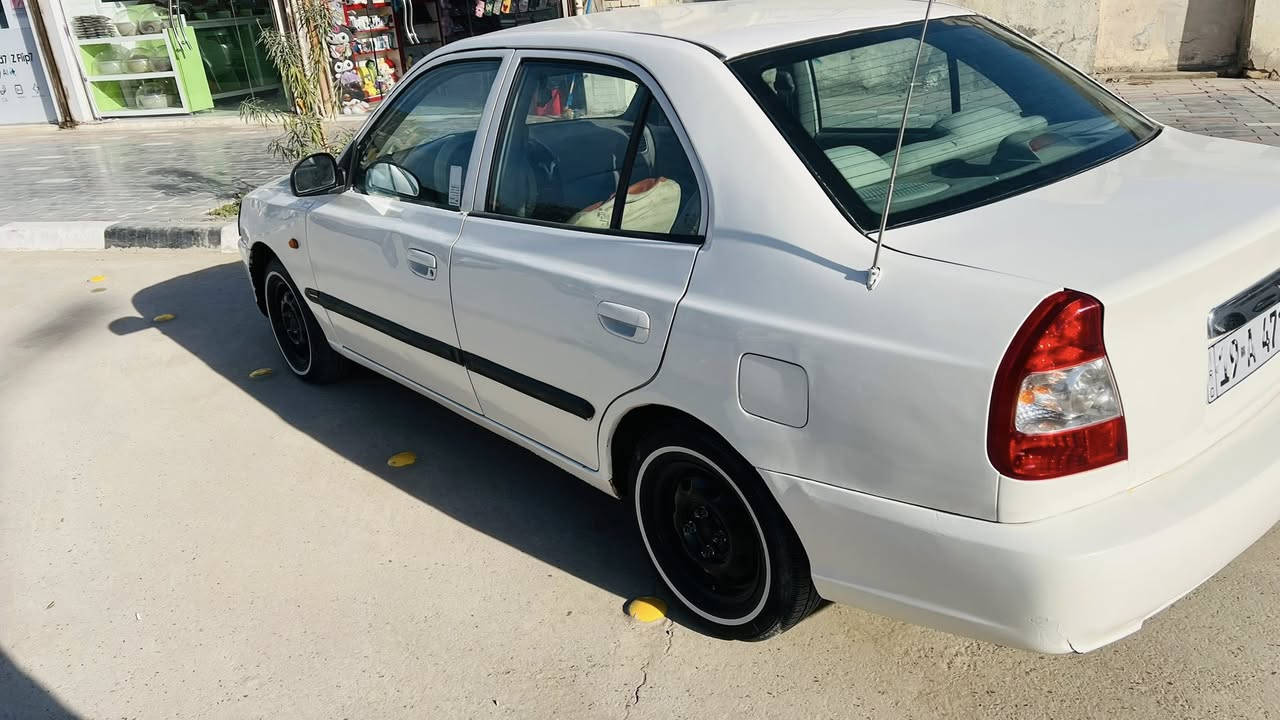 ‏هونداي فيرنا 2014
￼ رقم إنجليزي سنوية جديدة شهر 12 باسمي تحويل ثاني يوم
تبريد شغال 
مكينه جديدة قبل شهرين شادها 
 كهربائيات شغاله 
تايرات جدد خطه بيضاء 
الارضيه دوشمه جلد 
سيارة جاهزه مابيها اي نقص 
‏اللون أبيض معيوده نفس الون عام

رقمي ***********كربلاء 

السعر:74قفل
