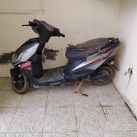 دراجه سكنس شحن للبيع تاير الوره بنجر كشرها نضيف 6 بطاريات يقرن 8 سعره ...
