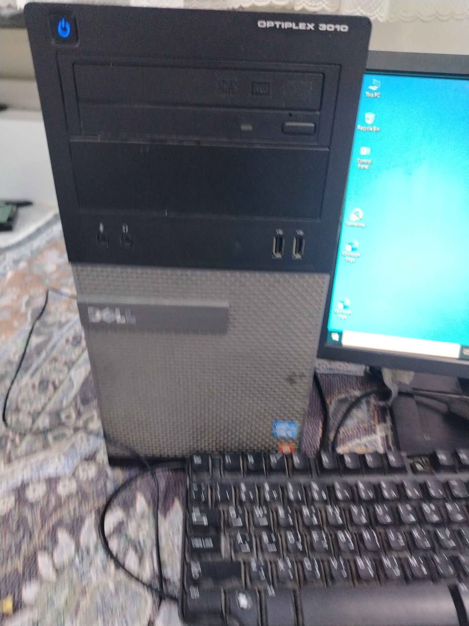 حاسوب dell  كامل مكون من كيس و الشاشة حجم 19  و ماوس و كيبورد و وايرات كامل للتشغيل و واي فاي
core i5 جيل الثاني
ram 12g 
hard 500g hdd
wi.fi
سعر 80 الف
توصيل  متوفر مجاني كالار, السليمانية


**إذا كنت صاحب هذا الإعلان وتريد حذفه لأي سبب، رجاءا أرسل رسالة إلى الدعم الفني**
