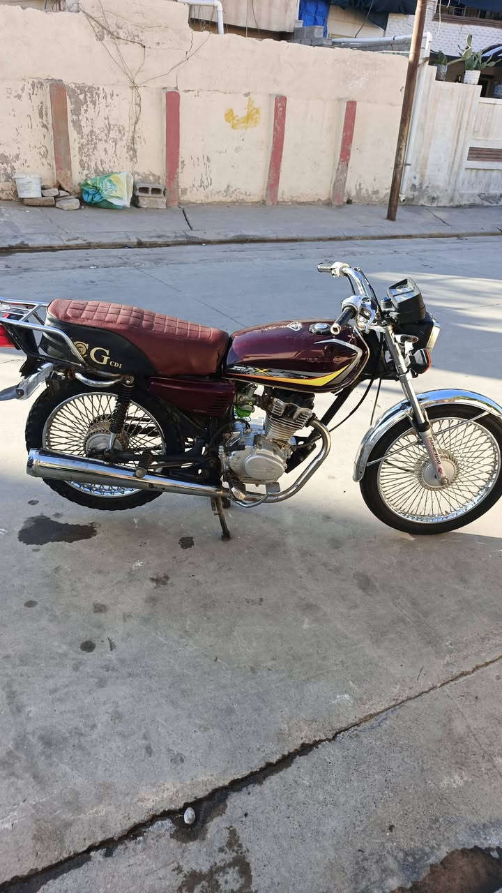 ايراني نامه برو موديل 21 كهربائيات كامله  محرك شرط لا صرف ولا بخار نشاط فول شلعه ومعدل صالنصه صوت بريك جديد تايرات جدد وياله مسطره سعرها 350 بيه مجال قليل *********** مكاني كركوك
