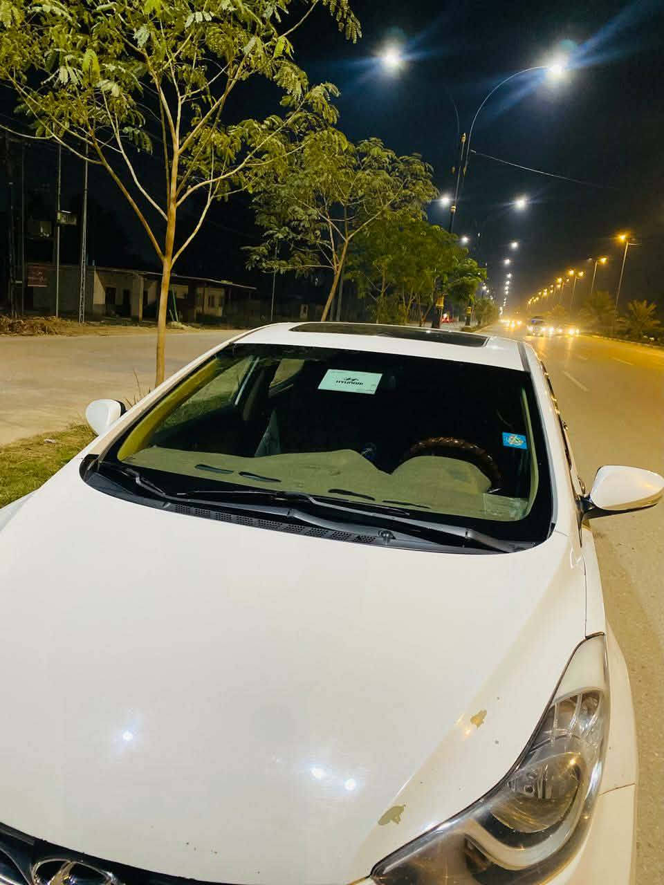 الانترا خليجي موديل  14 فول (عدى البصمه) فتحه مري شفط اشاير بالمري  يدات نيكل كامري شاشة كبيره  حساس خلفي محرك مفتوح  (1800) مبدل كير جديد حاوية خليجي اصلي)) تبريد تدفأة شغاله بدون ضربه   بيها بارد قليل مكانات  قبق الجنطه مفتوح بدون تبديل  السعر( 118)) وبيها مجال بسمي رقم نجف رقم نكليزي مكاني كربلاء  (طويريج)))
***********
