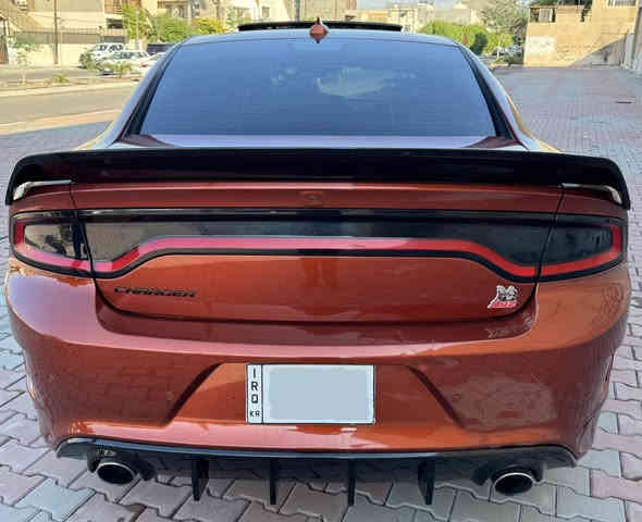 السلام عليكم 
دوج جارجر RT ( للبيع فقط ) 
موديل 2022 ( Super Track Pack )
وارد امريكي 
حادثهة ( البنيد سرقة + رصعات بقبق الجنطة - كل التفاصيل موضحه بل صور + رقم الشاصي موجود ) 
محرك  5700 / V8
ماشيه 26 الف ميل 
رقم اربيل انكليزي تحويل مباشر
( السياره بيهة كتاب تظليل من مرور اربيل ) 

المواصفات
1- بصمة تشغيل + ابواب + صندوق 
2- فتحة ( سلايد روف ) 
3- شفتات بل ستيرن 
4- حساس خلفي 
5- تحكمات استيرن 
6- ميموري خزن كرسي السائق 
7- سماعات ( Harman Kardon ) 
8- عدسات امامية LED
9- رادار جانبي + نقطه عمياء بل مري 
10-كشنات كهرباء السائق والسكن 
11- كشنات كنتارا وجلد 
12- كشنات تدفئه وتبريد ( امامي + تدفئه خلفي ) 

الاضافات 
1- دبات وسطيه ( Corsa )
2- سبايدر ريد اي 
3- دفيوزر خلفي 
4- ويل كب ( دايتونا ) 
5- الداخل / دشبول وتجوه ( فورجت ) 

السعر 33,500 $ ( وبيهة مجال بسيط )
المكان _ بغداد / الكرخ 
الاتصال على الرقم ***********
