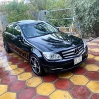 مارسيدس c300 للبيع موديل ٢٠١١ محرك 6 سلندر سعر 125 رقم الهاتف 07706004...