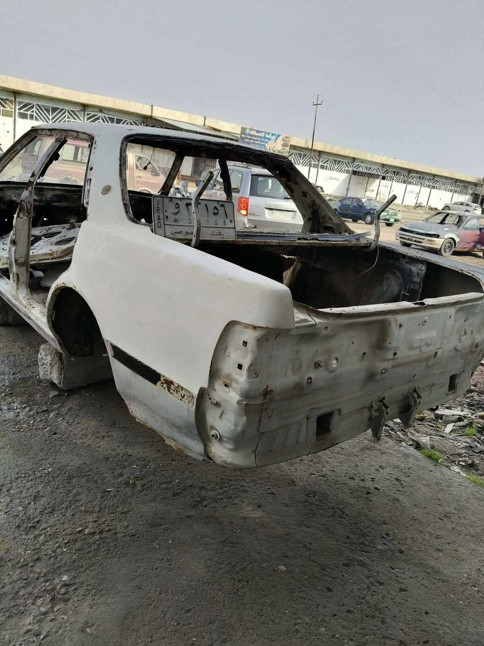 السلام عليكم
رقم بغداد موازي حرف و 
السعر ١٦ 
واسط النعمانية 
***********
