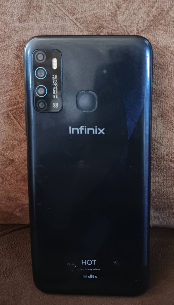 السلام عليكم للبيع جهاز انفنكس هوت 9 ذاكره 32 بطاريه 5000 جهاز حلو ونضيف مابي كل خلل شاشه اصليه السعر 40 للاستفسار ***********
