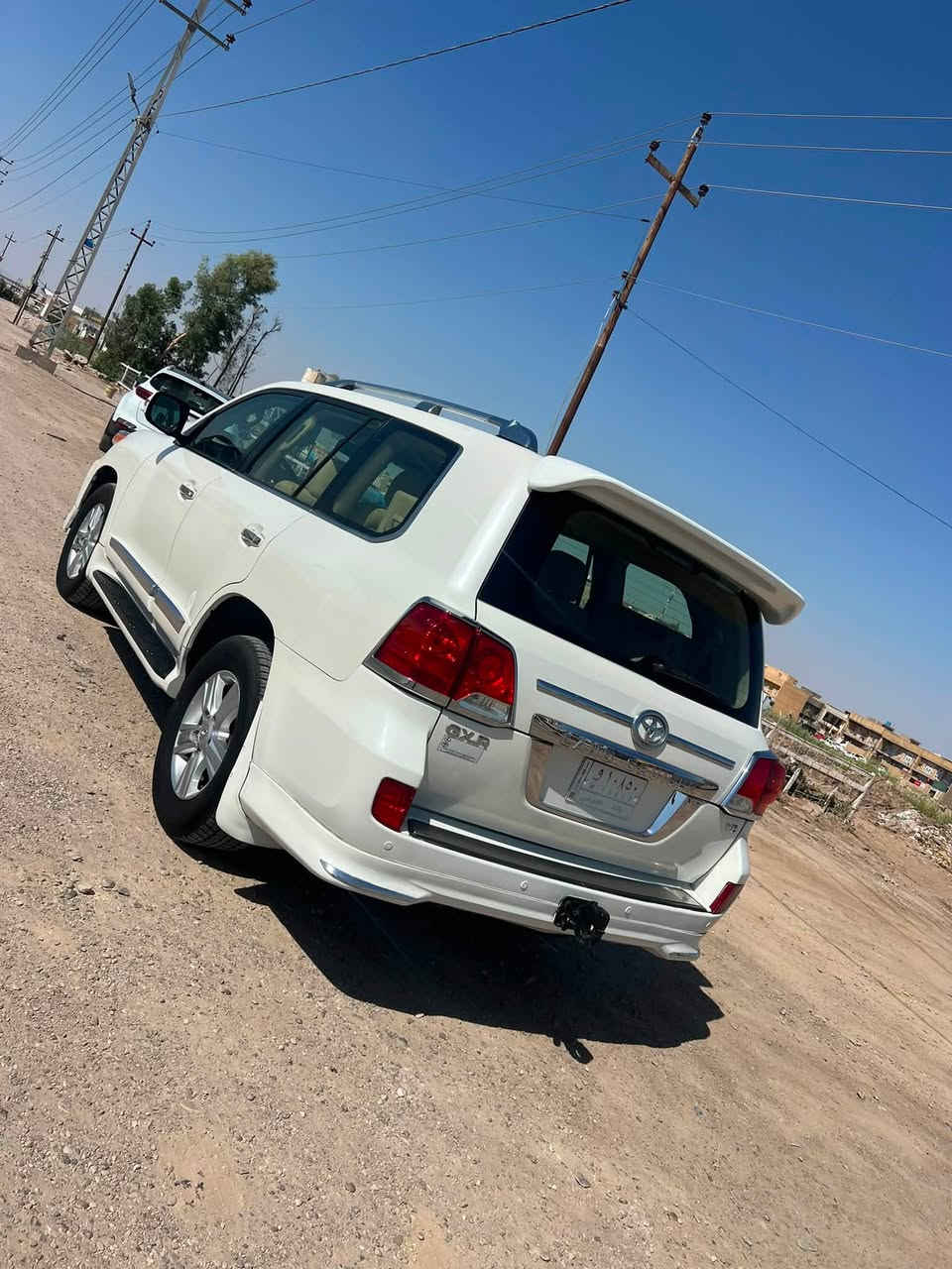 لاند كروز موديل 2013 كفاله عامه شرط السونار ماشيه 160 km تحويل ثاني 345 $وبيهه مجال حك الجيه للاستفسار اتصل ع الرقم غير متواجد ع الفيس ***********

