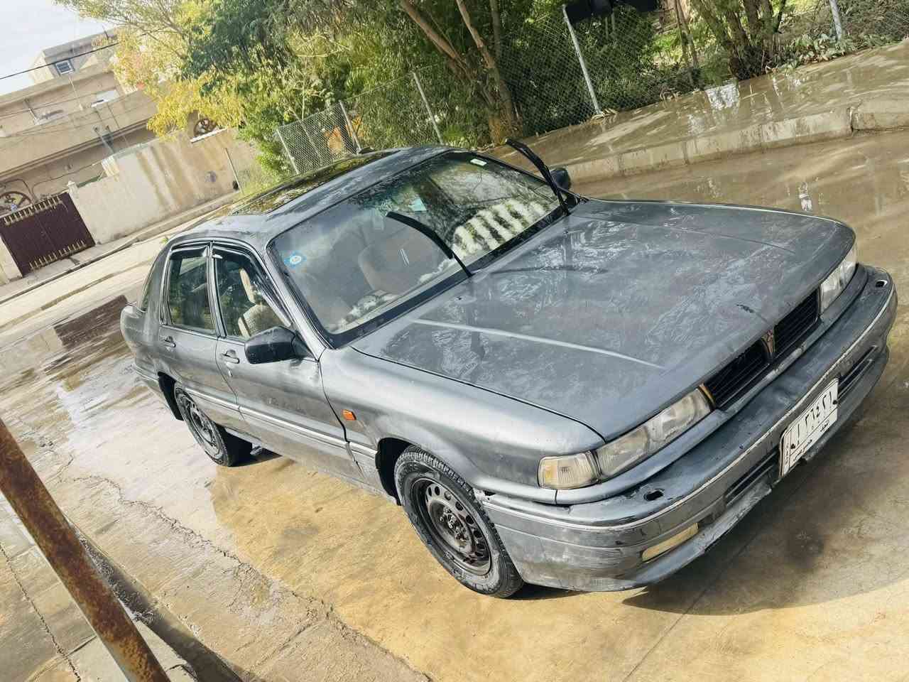 ⸻

🚗 للبيع ميتسوبيشي كلنت 1992
📍 ديالى – خانقين
💰 السعر: 28ورقه وبيها مجال قليل
⚡ بيع مستعجل

المواصفات:
 • كهربائيات شغّالة بالكامل
 • تخم تاير جديد
 • باتري جديد
 • سنتر لوك
 • محرك كورلا أبو الجف
 • كير أوتوماتيك
 • رقم نجف مشروع وطني
 • تتحول بأي مكان
 • السنوية جديدة للـ 28
السياره بدون صبغ باقيه علا البلاد فقط باب خلف السائق 
 • السيارة شغّالة وجاهزة للاستخدام

📞 الاتصال علا الرقم ***********
***********
