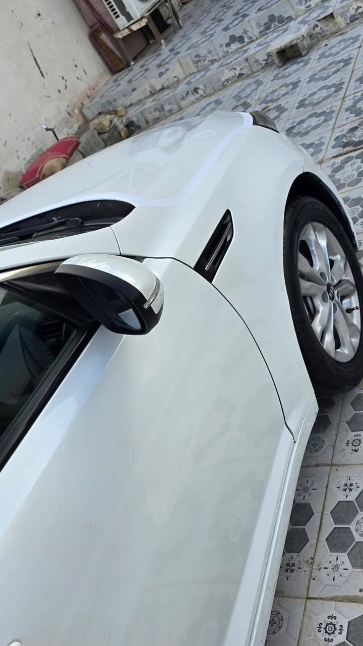 اللهم صلِّي على محمد وآل محمد🧿 السلام عليكم الى عشاق الجديد كيا اوبتيما موديل( 2012 ) خليحي  حره رقم بصره  السيارة بيه تجميل  الباب الخلفي فقط والباقي كفاله عامه ضربه او صبغ او تبديل او فتح او خياس  محرك(2400)  شرط ما مفتوح  مواصفات تحكم استيرن  ويل كب5 اشاير بل مري حساسات خلفيه يدات نيكل داخلي او خارجي مري شفط  تبريد قطعتين ))
  سياره جديده جدا جدا وجاهزه من كلشي كير ومكينه وحداديه وتبريد ثلج كهربائيات كله شغاله دواخل جديده سياره مال جناي  ماعوزه برغي مداور مباشر السياره بسم ولد صديقي حره سنويه جديده مشروع وطني  السعر$(132) وبية مجال 
مكان السياره الناصريه مقابيل كراج بـغـداد التصال  رقم صاحب السيارة  ***********
