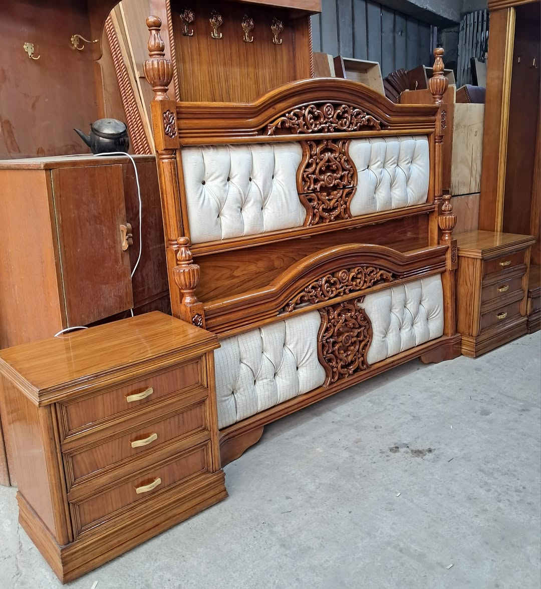 يعلن معرض الموسوي عن وجود غرفه نوم موديل ثلاجه داخل وخارج صاج ضهر جرجوبه دنك زان مصري حجل زان مصري ونقش زان مصري الغرفه نظافته 95بالميه فول تسكام اي استفسار خاص او الاتصال ***********
***********واتساب
