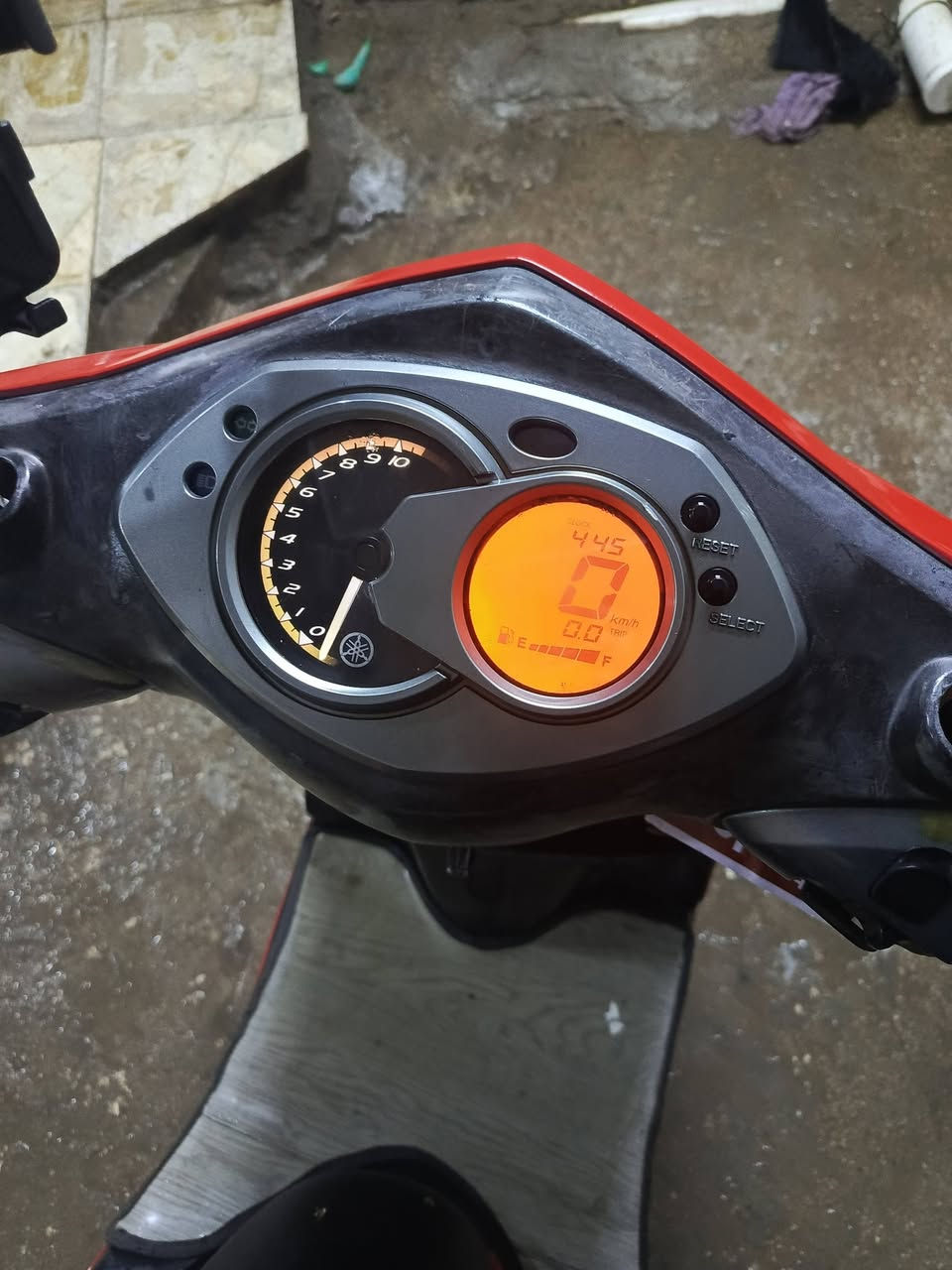 السلام عليكم سكنس كوري كهربائيات كلها شغاله كلشي مابيها نقص مكاني بغداد الغزاليه ***********
