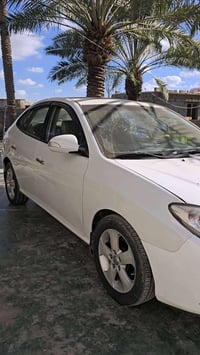 النترا • ٢٠١١ • ٢٠٠٠