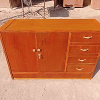 بوفيه متر وربع صاج تزكام نجاره نضيفه جدا الاستفسار اكثر  07712885655