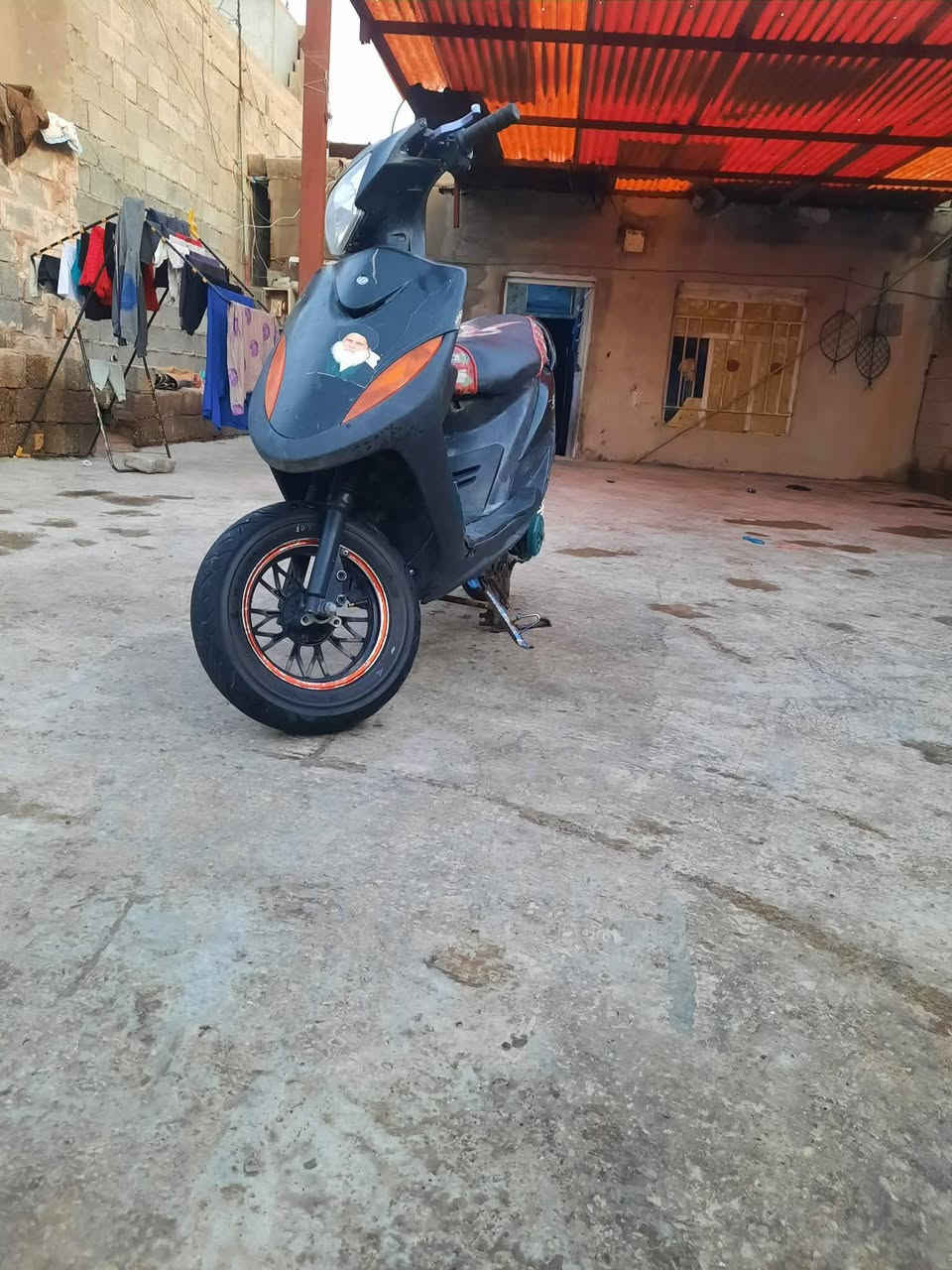 ماكس عداله البيع 
دراجه واحد على واحد 
كلجات رياضيه شادهن بميه وعشره 
يدات رياضيه كفر اصلي دبل خلفي رايضي 
بوشه 55 الصليه فوال سعر 500 وبيه مجال مكاني بغداد حي نصر رقم الستفسار ***********
