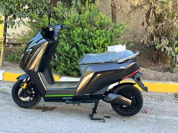 السلام عليكم شلوونكم 
دراجه شحن 🔋⚡
جديده شركه كيرين 
مدييل 2025 بعده بالجيس دراجه نضيفه كلش ومرتبه بطارياته 6 كبار دبل ملف 1200
سرعته 80حقيقي دراجه مواصفاته معروفه 
العنوان البلديات شارع المركز الصحي 
تواصل واتس ***********
رجاء رجاء مو شراي لا تكسر ولا تعبني
