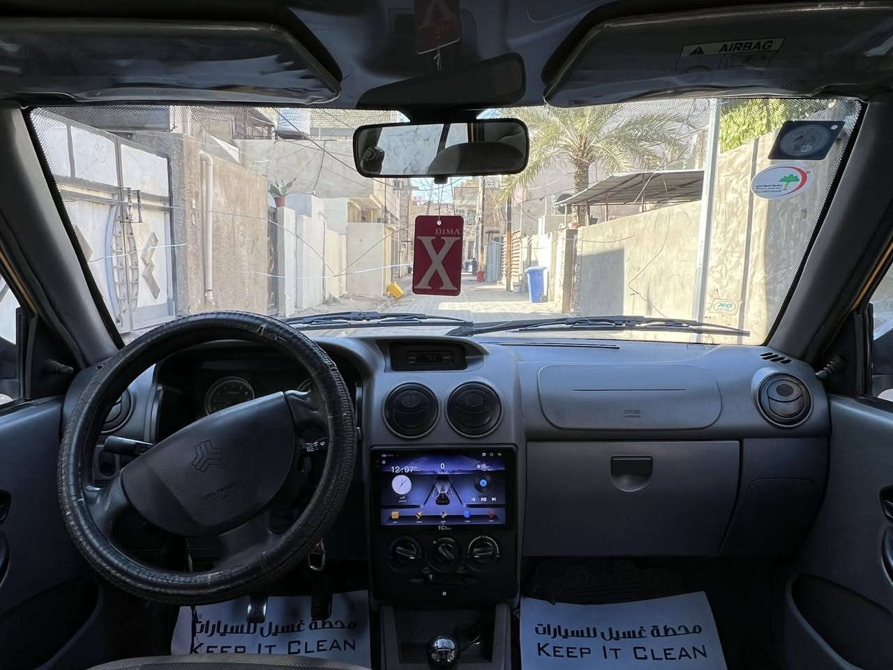 سلام عليكم سايبه موديل 2018 بسمي تحويل ثاني يوم سياره بيها جوه ضربة نص الباب الخلفي وبيها تبخير مكاني بغداد الجديده سعرها 48 وبيها مجال ***********
